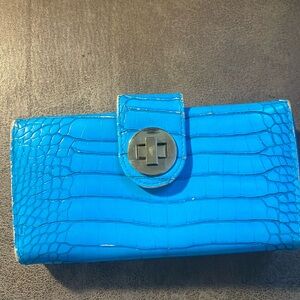 Blue Crocodile-Embossed Women's Wallet Buxton
